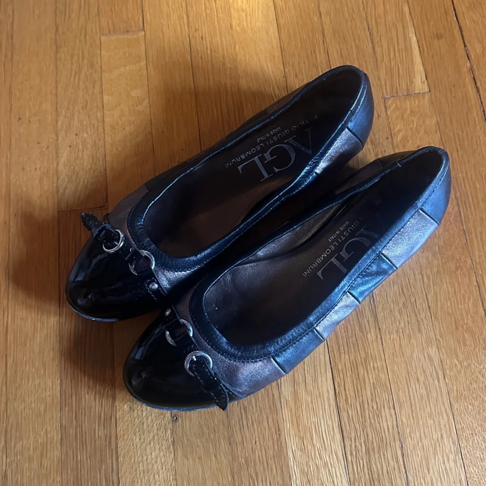 AGL Black & Bronze Metallic Striped Leather Ballet Flats, Size 38.5 (US 8.5)